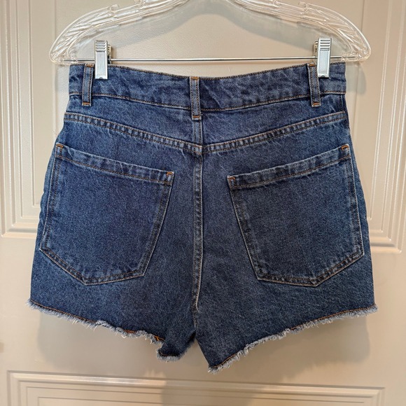 Farm Rio Crochet Denim Shorts Size 28 - Picture 2 of 3